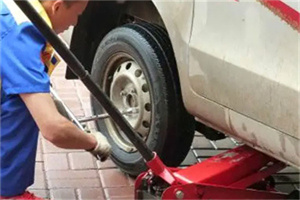 青羊区附近拖车24小时服务热线电话