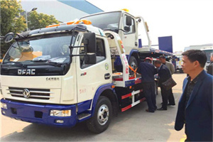 青羊区汽车道路救援拖车价格